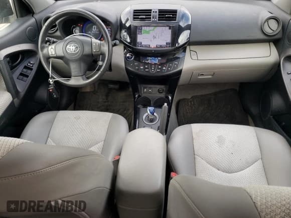 ✅ 2013 Toyota RAV4 • VIN: 2T3YL4DV1DW002025 • Lot: 79432364. Wystawiony na Copart z przebiegiem 84 970 mil. Bezpłatny archiwum sprzedaży aukcyjnych z USA i szczegółowy raport historii pojazdu na DreamBid. Zdjęcie 8.