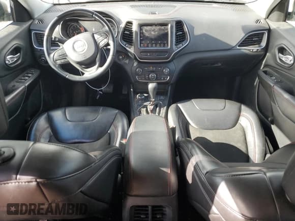 ✅ 2019 Jeep Cherokee Trailhawk Elite • VIN: 1C4PJMBX9KD314030 • Lot: 91805655. Listed on Copart with 90,667 mi. Free auction sales archive from the USA and detailed vehicle history report at DreamBid. Image 8.