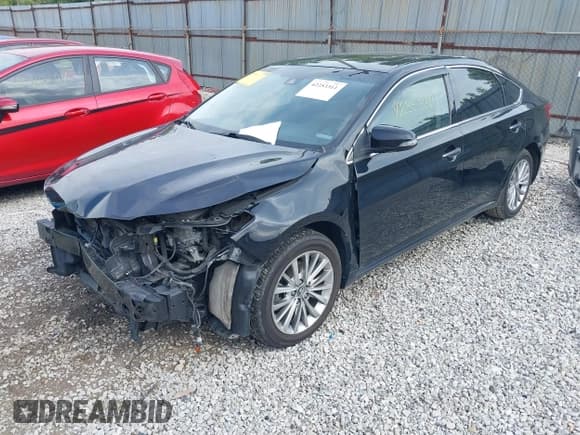 ✅ 2018 Toyota Avalon Hybrid XLE Plus • VIN: 4T1BD1EB6JU059928 • Lot: 42353311. Listed on IAAI with 76,294 mi. Free auction sales archive from the USA and detailed vehicle history report at DreamBid. Image 18.