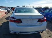 ✅ 2017 Honda Accord Sport SE • VIN: 1HGCR2F10HA109998 • Lot: 43697122. Listed on IAAI with 79,359 mi. Free auction sales archive from the USA and detailed vehicle history report at DreamBid. Image 16.