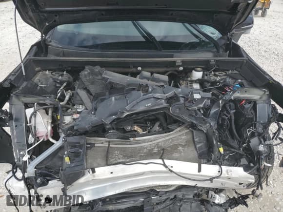 ✅ 2024 Toyota RAV4 XLE Premium • VIN: 2T3C1RFV2RC267393 • Lot: 89830675. Listed on Copart with 46,378 mi. Free auction sales archive from the USA and detailed vehicle history report at DreamBid. Image 12.