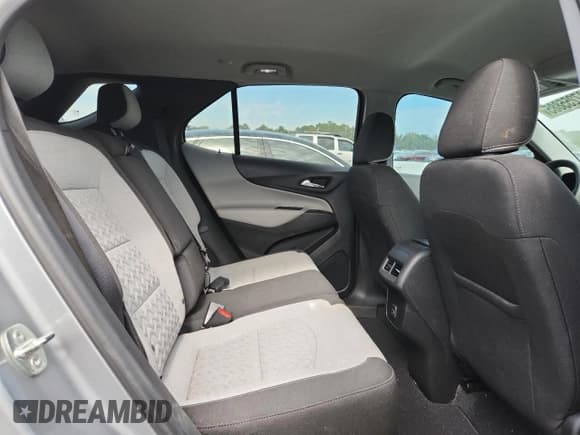 ✅ 2023 Chevrolet Equinox LS • VIN: 3GNAXHEGXPL192357 • Lot: 87255885. Wystawiony na Copart z przebiegiem 28 522 mil. Bezpłatny archiwum sprzedaży aukcyjnych z USA i szczegółowy raport historii pojazdu na DreamBid. Zdjęcie 11.