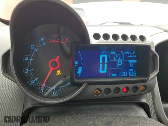 2012 Chevrolet Sonic LT с VIN 1G1JC6SH7C4103682, выставлен на аукционе Copart как лот 66315434 с пробегом 130 708 миль миль и Списание • Salvage title. История ставок и продаж доступна на DreamBid. Изображение 9.