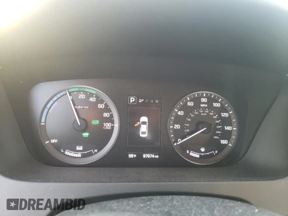 ✅ 2017 Hyundai Sonata SE • VIN: KMHE24L10HA060440 • Lot: 68864442. Wystawiony na Copart z przebiegiem 97 674 mil. Bezpłatny archiwum sprzedaży aukcyjnych z USA i szczegółowy raport historii pojazdu na DreamBid. Zdjęcie 9.