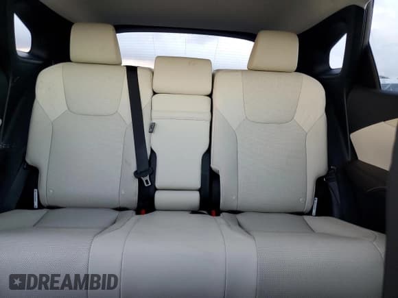 ✅ 2023 Lexus RX 350 • VIN: 2T2BAMBA6PC007002 • Lot: 74557244. Wystawiony na Copart z przebiegiem 19 145 mil. Bezpłatny archiwum sprzedaży aukcyjnych z USA i szczegółowy raport historii pojazdu na DreamBid. Zdjęcie 10.