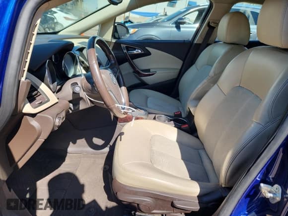 ✅ 2013 Buick Verano • VIN: 1G4PP5SK6D4238077 • Лот: 84472975. Опубликован ранее на Copart с пробегом 157 046 миль. Бесплатный доступ к архиву аукционных продаж из США и подробный отчёт об истории автомобиля на DreamBid. Изображение 7.