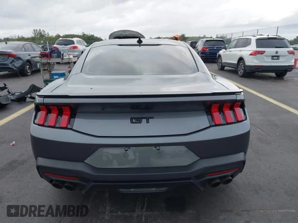✅ 2025 Ford Mustang GT • VIN: 1FA6P8CF2S5412923 • Lot: 43574196. Listed on IAAI with 506 mi. Free auction sales archive from the USA and detailed vehicle history report at DreamBid. Image 17.