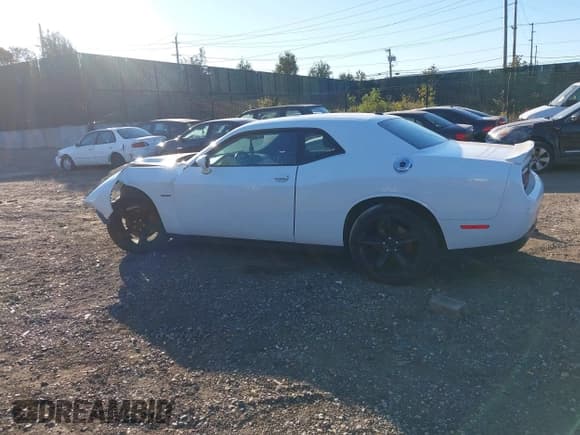 ✅ 2018 Dodge Challenger R/T • VIN: 2C3CDZBT3JH294394 • Lot: 43434247. Wystawiony na IAAI z przebiegiem 103 997 mil. Bezpłatny archiwum sprzedaży aukcyjnych z USA i szczegółowy raport historii pojazdu na DreamBid. Zdjęcie 13.