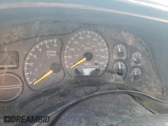 ✅ 1999 Chevrolet Silverado 1500 • VIN: 1GCEK14T0XE116788 • Лот: 75709104. Опубликован ранее на Copart с пробегом Не указан. Бесплатный доступ к архиву аукционных продаж из США и подробный отчёт об истории автомобиля на DreamBid. Изображение 9.