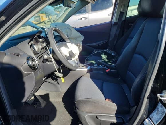 ✅ 2016 Scion iA • VIN: 3MYDLBZVXGY133451 • Лот: 86837385. Опубликован ранее на Copart с пробегом 108 269 миль. Бесплатный доступ к архиву аукционных продаж из США и подробный отчёт об истории автомобиля на DreamBid. Изображение 7.