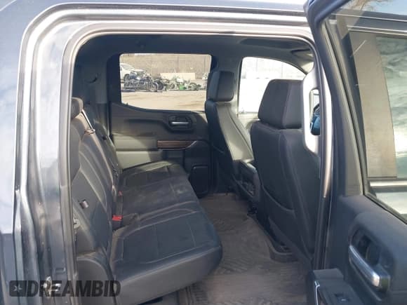 ✅ 2021 Chevrolet Silverado 1500 RST • VIN: 1GCUYEEL6MZ241539 • Lot: 40973115. Listed on IAAI with 58,407 mi. Free auction sales archive from the USA and detailed vehicle history report at DreamBid. Image 8.