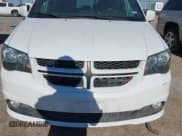 ✅ 2017 Dodge Grand Caravan GT • VIN: 2C4RDGEG2HR792048 • Lot: 43610651. Wystawiony na IAAI z przebiegiem 176 776 mil. Bezpłatny archiwum sprzedaży aukcyjnych z USA i szczegółowy raport historii pojazdu na DreamBid. Zdjęcie 6.