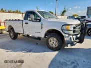 ✅ 2017 Ford F-350 XL • VIN: 1FTRF3BTXHEE86734 • Lot: 84428585. Listed on Copart with 418,121 mi. Free auction sales archive from the USA and detailed vehicle history report at DreamBid. Image 4.