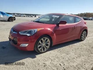 ✅ 2013 Hyundai Veloster w/Gray Int • VIN: KMHTC6AD6DU138208 • Lot: 77527594. Wystawiony na Copart z przebiegiem 73 627 mil. Bezpłatny archiwum sprzedaży aukcyjnych z USA i szczegółowy raport historii pojazdu na DreamBid. Zdjęcie 1.