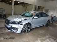 ✅ 2020 Volkswagen Passat R-Line • VIN: 1VWMA7A30LC005537 • Lot: 71836265. Wystawiony na Copart z przebiegiem 109 302 mil. Bezpłatny archiwum sprzedaży aukcyjnych z USA i szczegółowy raport historii pojazdu na DreamBid. Zdjęcie 1.