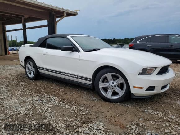 ✅ 2010 Ford Mustang V6 • VIN: 1ZVBP8EN0A5151879 • Lot: 68568315. Listed on Copart with 169,040 mi. Free auction sales archive from the USA and detailed vehicle history report at DreamBid. Image 4.