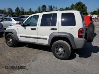 ✅ 2006 Jeep Liberty Sport • VIN: 1J4GL48K56W255634 • Лот: 81341395. Опубликован ранее на Copart с пробегом 140 015 миль. Бесплатный доступ к архиву аукционных продаж из США и подробный отчёт об истории автомобиля на DreamBid. Изображение 2.