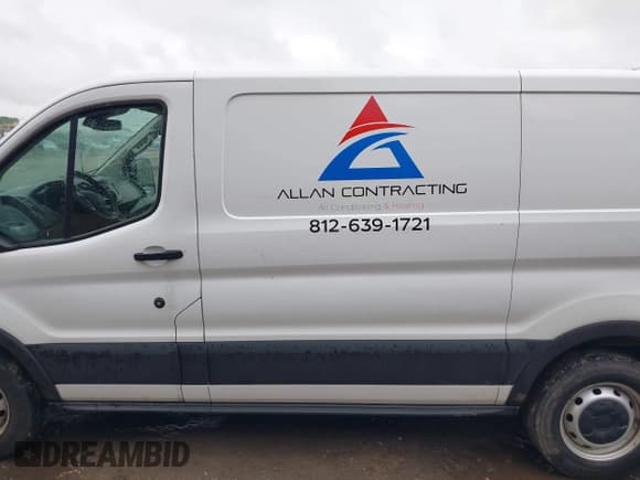✅ 2019 Ford Transit • VIN: 1FTYE1YM7KKB37980 • Lot: 42357629. Listed on IAAI with 158,326 mi. Free auction sales archive from the USA and detailed vehicle history report at DreamBid. Image 14.