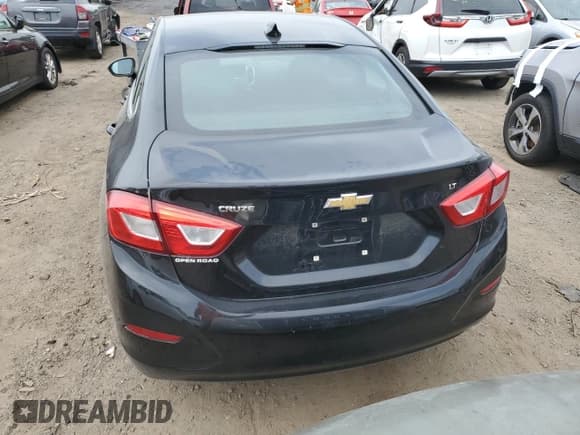 ✅ 2019 Chevrolet Cruze LT • VIN: 1G1BE5SM7K7114832 • Lot: 51842363. Listed on Copart with Not provided. Free auction sales archive from the USA and detailed vehicle history report at DreamBid. Image 6.