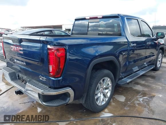 ✅ 2022 GMC Sierra 1500 SLT • VIN: 3GTP8DED1NG152379 • Лот: 43270295. Опубликован ранее на IAAI с пробегом 65 544 миль. Бесплатный доступ к архиву аукционных продаж из США и подробный отчёт об истории автомобиля на DreamBid. Изображение 4.