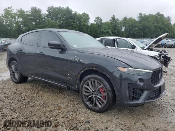 ✅ 2020 Maserati Levante S • VIN: ZN661YUS8LX350441 • Lot: 64044275. Wystawiony na Copart z przebiegiem 59 666 mil. Bezpłatny archiwum sprzedaży aukcyjnych z USA i szczegółowy raport historii pojazdu na DreamBid. Zdjęcie 4.