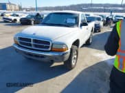 ✅ 2004 Dodge Dakota • VIN: 1D7GG46K04S685286 • Lot: 41617367. Wystawiony na IAAI z przebiegiem 192 272 mil. Bezpłatny archiwum sprzedaży aukcyjnych z USA i szczegółowy raport historii pojazdu na DreamBid. Zdjęcie 2.