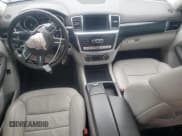 ✅ 2014 Mercedes-Benz M 550 • VIN: 4JGDA7DB0EA413908 • Лот: 69265035. Опубликован ранее на Copart с пробегом 136 019 миль. Бесплатный доступ к архиву аукционных продаж из США и подробный отчёт об истории автомобиля на DreamBid. Изображение 8.