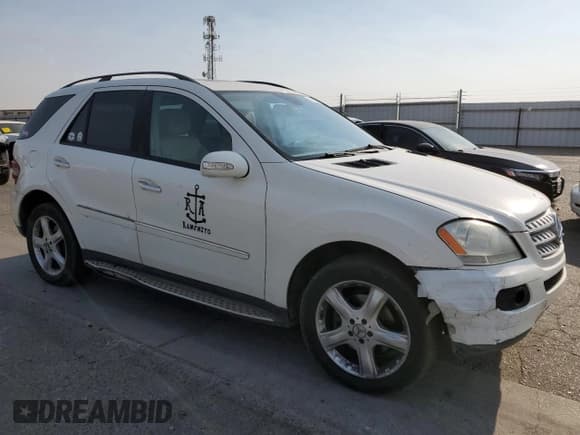 ✅ 2007 Mercedes-Benz M 350 • VIN: 4JGBB86E57A263752 • Лот: 70421895. Опубликован ранее на Copart с пробегом 202 131 миль. Бесплатный доступ к архиву аукционных продаж из США и подробный отчёт об истории автомобиля на DreamBid. Изображение 4.