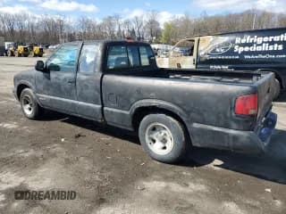 ✅ 1996 Chevrolet S-10 LS • VIN: 1GCCS19X5TK129857 • Лот: 52184725. Опубликован ранее на Copart с пробегом 314 015 миль. Бесплатный доступ к архиву аукционных продаж из США и подробный отчёт об истории автомобиля на DreamBid. Изображение 2.