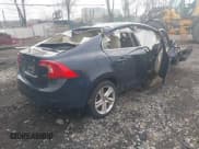 ✅ 2014 Volvo S60 T5 • VIN: YV1612FS3E2271670 • Lot: 43540429. Wystawiony na IAAI z przebiegiem 111 358 mil. Bezpłatny archiwum sprzedaży aukcyjnych z USA i szczegółowy raport historii pojazdu na DreamBid. Zdjęcie 4.