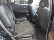 ✅ 2019 GMC Acadia SLE • VIN: 1GKKNLLSXKZ288220 • Lot: 43127425. Wystawiony na IAAI z przebiegiem 58 165 mil. Bezpłatny archiwum sprzedaży aukcyjnych z USA i szczegółowy raport historii pojazdu na DreamBid. Zdjęcie 8.