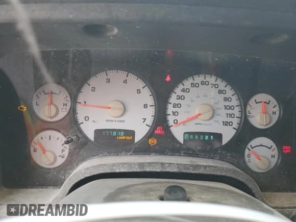 ✅ 2002 Dodge 1500 • VIN: 1D7HA18N12J255720 • Лот: 78814054. Опубликован ранее на Copart с пробегом 177 818 миль. Бесплатный доступ к архиву аукционных продаж из США и подробный отчёт об истории автомобиля на DreamBid. Изображение 9.