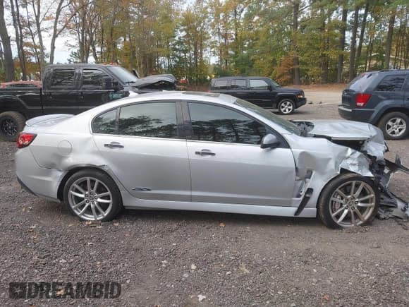 ✅ 2014 Chevrolet SS • VIN: 6G3F15RWXEL962875 • Lot: 43484045. Listed on IAAI with 58,980 mi. Free auction sales archive from the USA and detailed vehicle history report at DreamBid. Image 12.