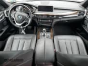 ✅ 2018 BMW X5 xDrive35d • VIN: 5UXKS4C52J0Y20517 • Лот: 65789035. Опубликован ранее на Copart с пробегом 118 389 миль. Бесплатный доступ к архиву аукционных продаж из США и подробный отчёт об истории автомобиля на DreamBid. Изображение 8.