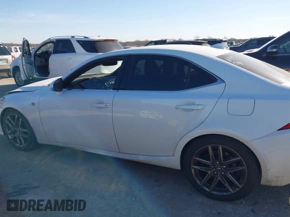 ✅ 2015 Lexus IS 250 • VIN: JTHBF1D22F5043631 • Lot: 41787713. Wystawiony na IAAI z przebiegiem 128 049 mil. Bezpłatny archiwum sprzedaży aukcyjnych z USA i szczegółowy raport historii pojazdu na DreamBid. Zdjęcie 14.