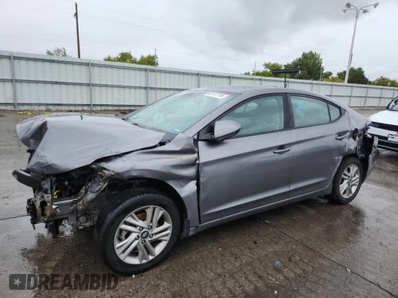 ✅ 2020 Hyundai Elantra SEL • VIN: 5NPD84LFXLH531585 • Lot: 82137155. Listed on Copart with 90,404 mi. Free auction sales archive from the USA and detailed vehicle history report at DreamBid. Image 1.