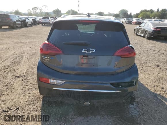 ✅ 2019 Chevrolet Bolt EV Premier • VIN: 1G1FZ6S0XK4106203 • Lot: 68713334. Wystawiony na Copart z przebiegiem 85 802 mil. Bezpłatny archiwum sprzedaży aukcyjnych z USA i szczegółowy raport historii pojazdu na DreamBid. Zdjęcie 6.