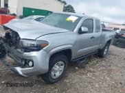 ✅ 2017 Toyota Tacoma SR • VIN: 5TFRX5GN3HX083783 • Lot: 42535333. Wystawiony na IAAI z przebiegiem 186 584 mil. Bezpłatny archiwum sprzedaży aukcyjnych z USA i szczegółowy raport historii pojazdu na DreamBid. Zdjęcie 2.