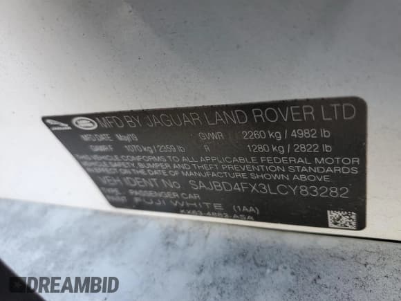 ✅ 2020 Jaguar XF 25t Premium • VIN: SAJBD4FX3LCY83282 • Lot: 83803545. Wystawiony na Copart z przebiegiem 82 799 mil. Bezpłatny archiwum sprzedaży aukcyjnych z USA i szczegółowy raport historii pojazdu na DreamBid. Zdjęcie 13.