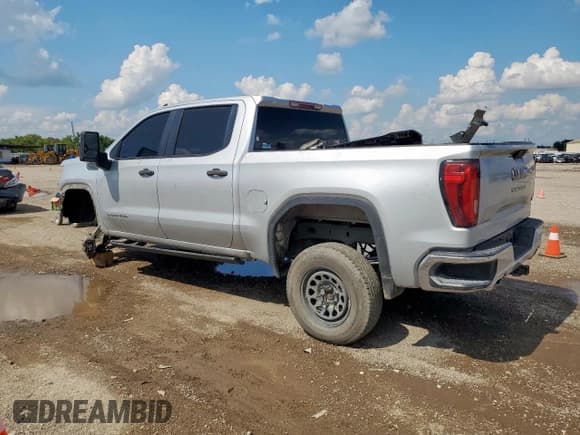✅ 2020 GMC Sierra 1500 • VIN: 1GTP8AEF6LZ182779 • Лот: 68669025. Опубликован ранее на Copart с пробегом 110 828 миль. Бесплатный доступ к архиву аукционных продаж из США и подробный отчёт об истории автомобиля на DreamBid. Изображение 2.