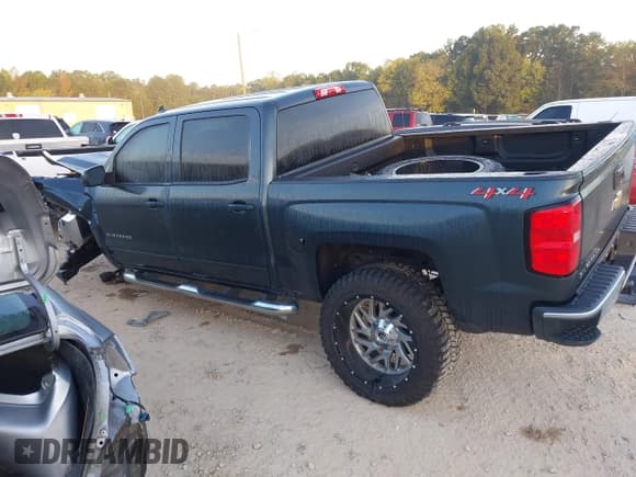 ✅ 2018 Chevrolet Silverado 1500 LT • VIN: 3GCUKREC2JG483524 • Лот: 43371840. Опубликован ранее на IAAI с пробегом 93 125 миль. Бесплатный доступ к архиву аукционных продаж из США и подробный отчёт об истории автомобиля на DreamBid. Изображение 15.