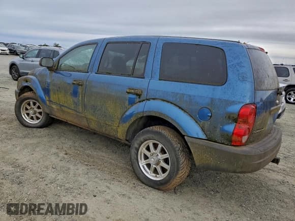 ✅ 2004 Dodge Durango ST • VIN: 1D4HB38N84F187055 • Lot: 93987145. Listed on Copart with Not provided. Free auction sales archive from the USA and detailed vehicle history report at DreamBid. Image 2.
