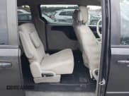 ✅ 2012 Dodge Grand Caravan SXT • VIN: 2C4RDGCG7CR131451 • Lot: 43620323. Wystawiony na IAAI z przebiegiem 246 828 mil. Bezpłatny archiwum sprzedaży aukcyjnych z USA i szczegółowy raport historii pojazdu na DreamBid. Zdjęcie 8.