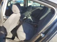 ✅ 2013 Chevrolet Volt • VIN: 1G1RE6E47DU107819 • Lot: 77624764. Wystawiony na Copart z przebiegiem Nie podano. Bezpłatny archiwum sprzedaży aukcyjnych z USA i szczegółowy raport historii pojazdu na DreamBid. Zdjęcie 10.