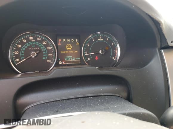 ✅ 2012 Jaguar XF Portfolio • VIN: SAJWA0HB7CLS27185 • Lot: 68861195. Listed on Copart with 152,555 mi. Free auction sales archive from the USA and detailed vehicle history report at DreamBid. Image 9.