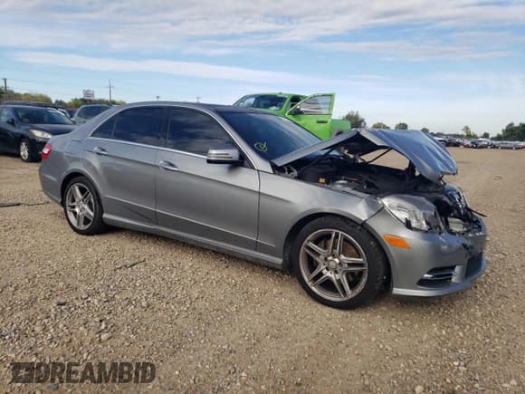 ✅ 2013 Mercedes-Benz E 350 Luxury • VIN: WDDHF5KB2DA722721 • Лот: 81829345. Опубликован ранее на Copart с пробегом 127 069 миль. Бесплатный доступ к архиву аукционных продаж из США и подробный отчёт об истории автомобиля на DreamBid. Изображение 4.