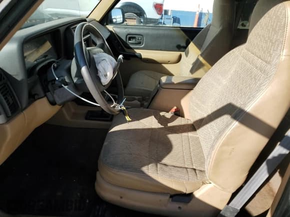 ✅ 1999 Jeep Cherokee Sport • VIN: 1J4FF67S9XL655246 • Лот: 71818795. Опубликован ранее на Copart с пробегом 182 228 миль. Бесплатный доступ к архиву аукционных продаж из США и подробный отчёт об истории автомобиля на DreamBid. Изображение 7.