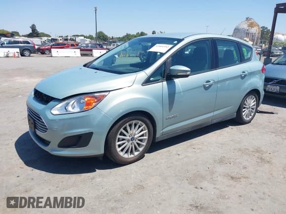 ✅ 2013 Ford C-Max SE • VIN: 1FADP5AU6DL549689 • Лот: 42404352. Опубликован ранее на IAAI с пробегом 50 536 миль. Бесплатный доступ к архиву аукционных продаж из США и подробный отчёт об истории автомобиля на DreamBid. Изображение 2.
