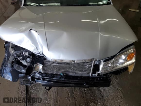 ✅ 2007 Saturn VUE I4 • VIN: 5GZCZ33D47S877204 • Lot: 49153545. Wystawiony na Copart z przebiegiem 154 365 mil. Bezpłatny archiwum sprzedaży aukcyjnych z USA i szczegółowy raport historii pojazdu na DreamBid. Zdjęcie 12.