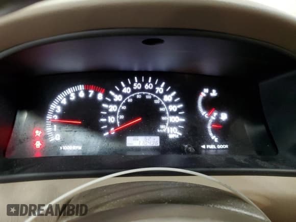 ✅ 2005 Toyota Corolla CE • VIN: 1NXBR32E65Z517131 • Lot: 91895355. Listed on Copart with 110,436 mi. Free auction sales archive from the USA and detailed vehicle history report at DreamBid. Image 9.